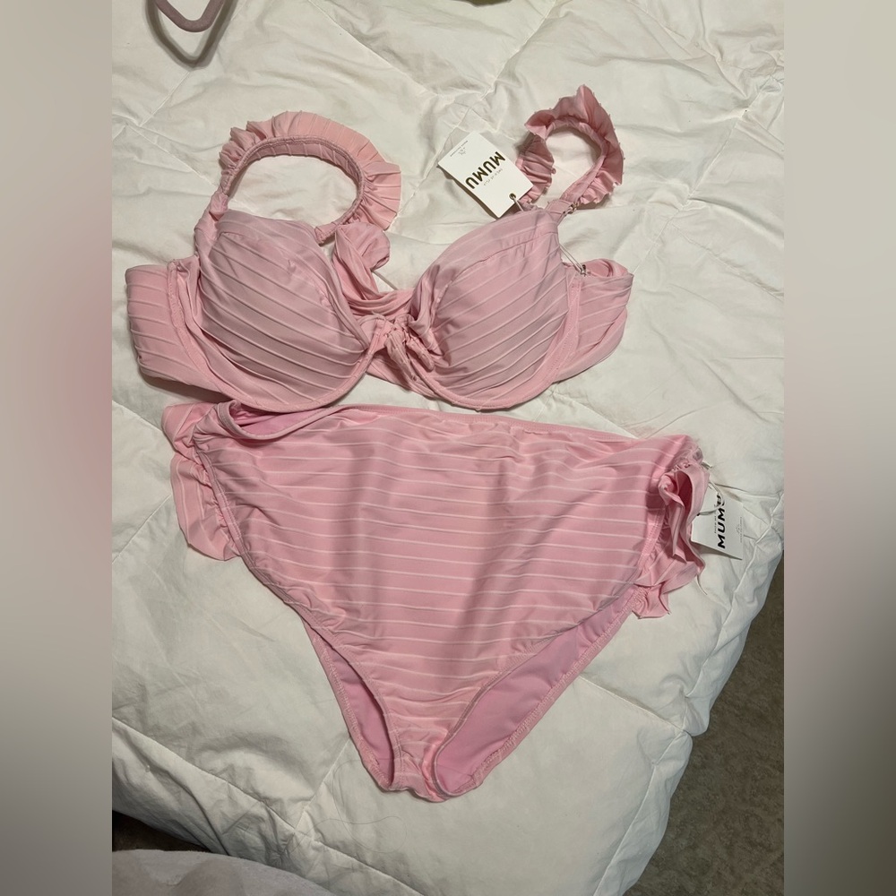 Show Me Your MuMu Pink Ruffle Underwire Bikini Set